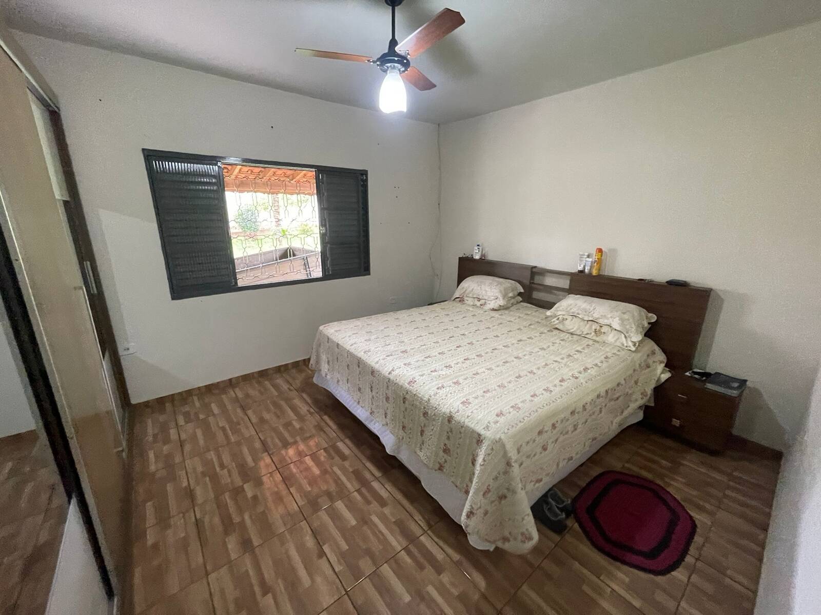 Chácara à venda com 3 quartos, 218m² - Foto 10