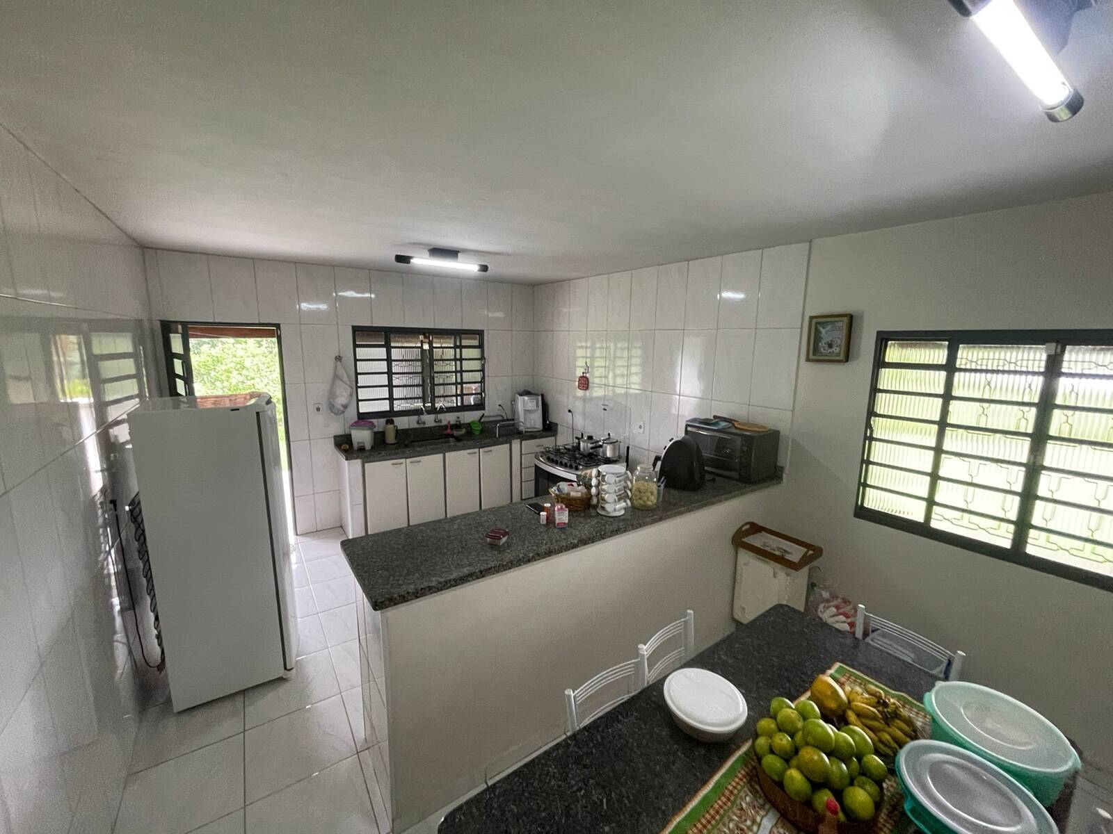Chácara à venda com 3 quartos, 218m² - Foto 22