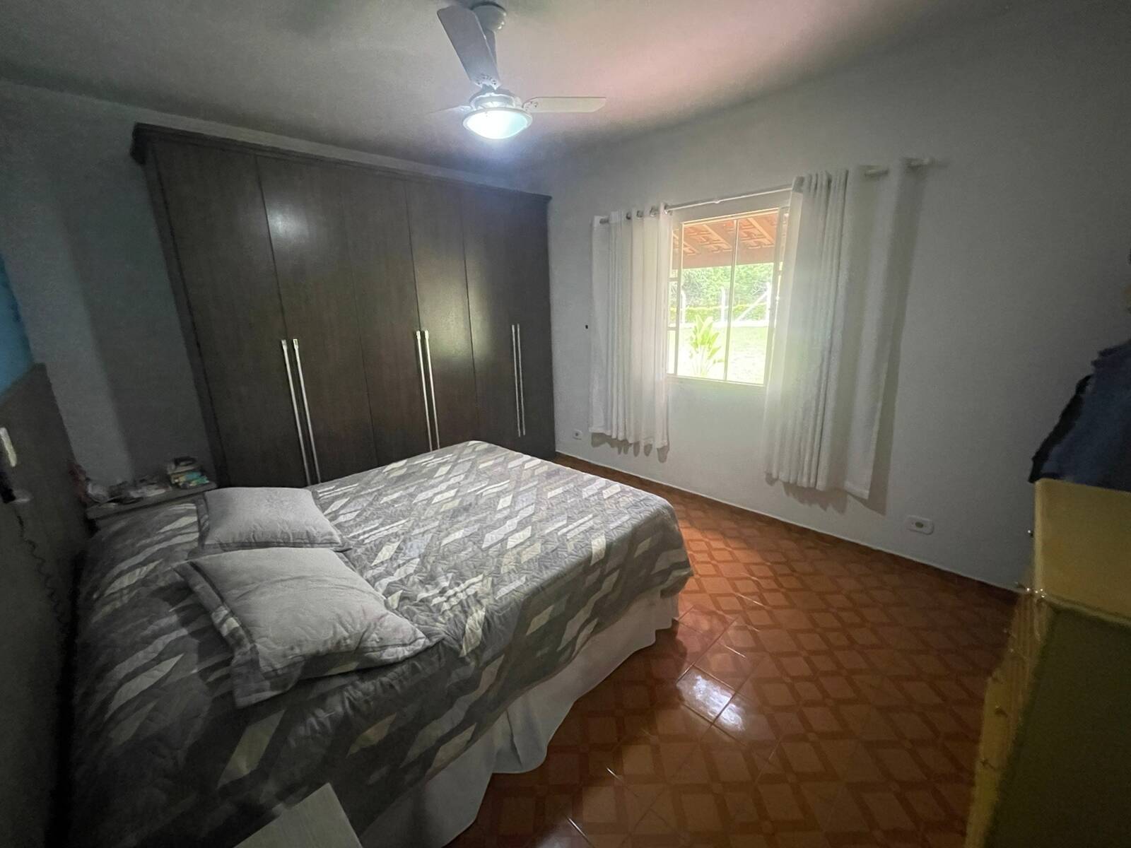 Chácara à venda com 4 quartos, 250m² - Foto 14
