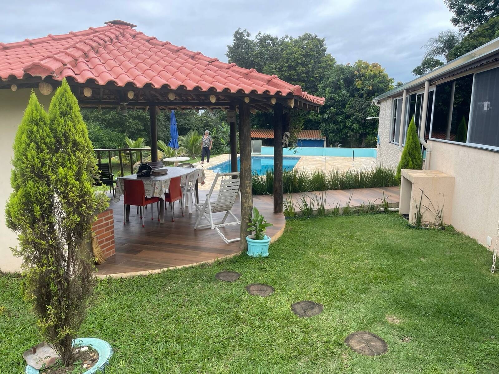 Chácara à venda com 4 quartos, 250m² - Foto 23