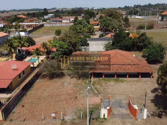 #1073 - Casa para Venda em São Pedro - SP - 1