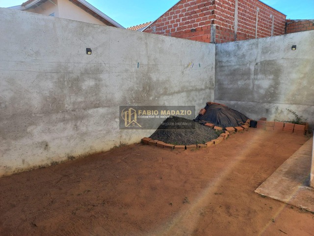 #638 - Casa para Venda em São Pedro - SP
