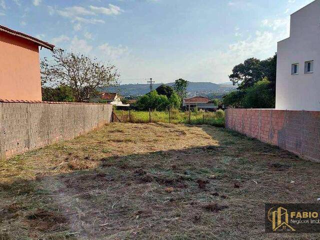 #893 - Terreno para Venda em São Pedro - SP
