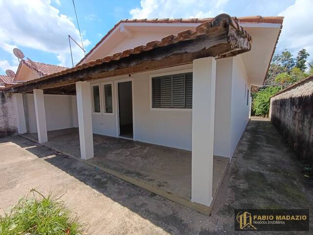 #897 - Casa para Venda em São Pedro - SP