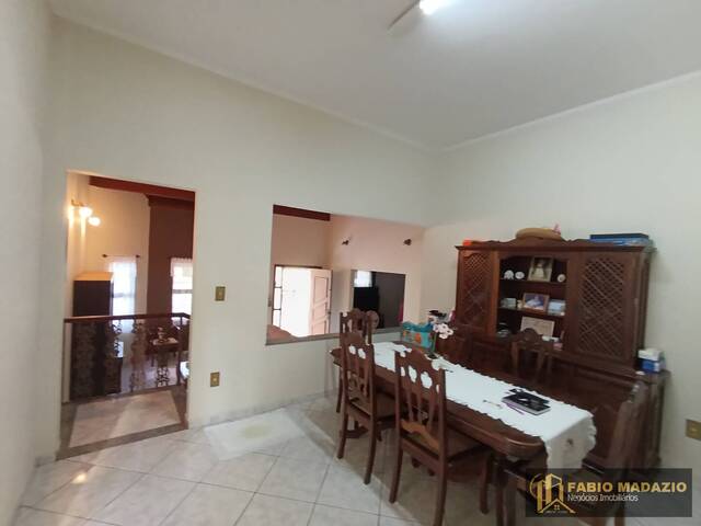 #901 - Casa para Venda em São Pedro - SP