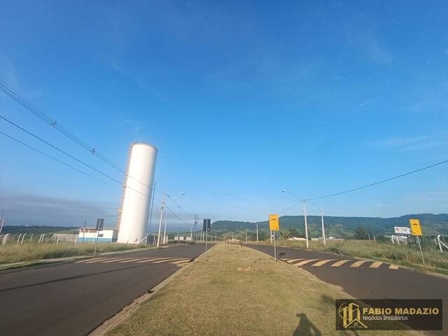 #908 - Terreno para Venda em São Pedro - SP