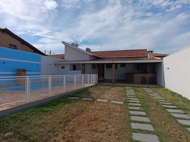 #911 - Casa para Venda em São Pedro - SP
