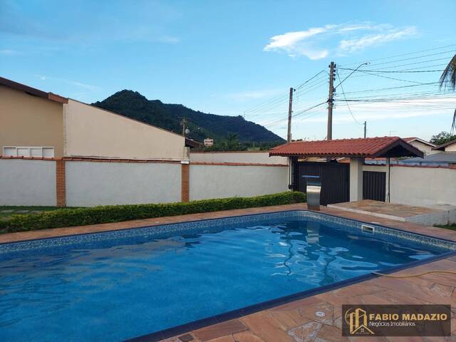 #912 - Casa para Venda em São Pedro - SP