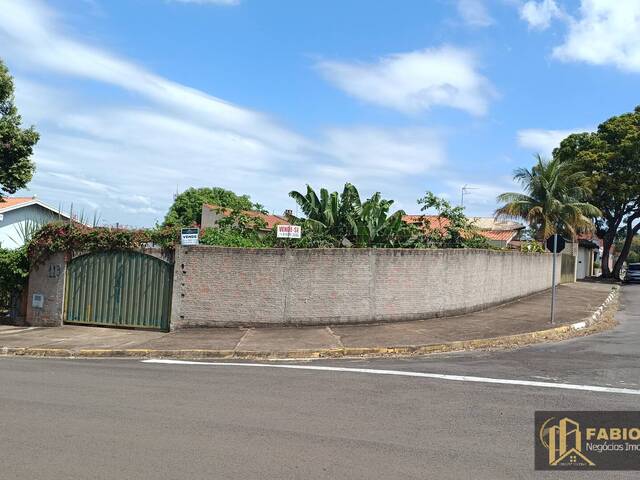 #922 - Terreno para Venda em São Pedro - SP