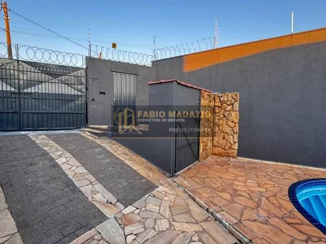 #968 - Casa para Venda em São Pedro - SP - 2