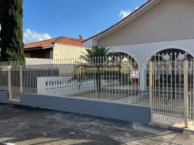 #984 - Casa para Venda em São Pedro - SP - 3