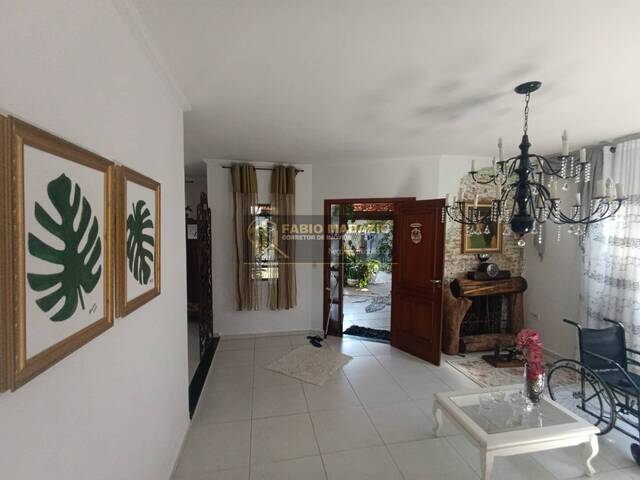 #1018 - Casa para Venda em São Pedro - SP - 1