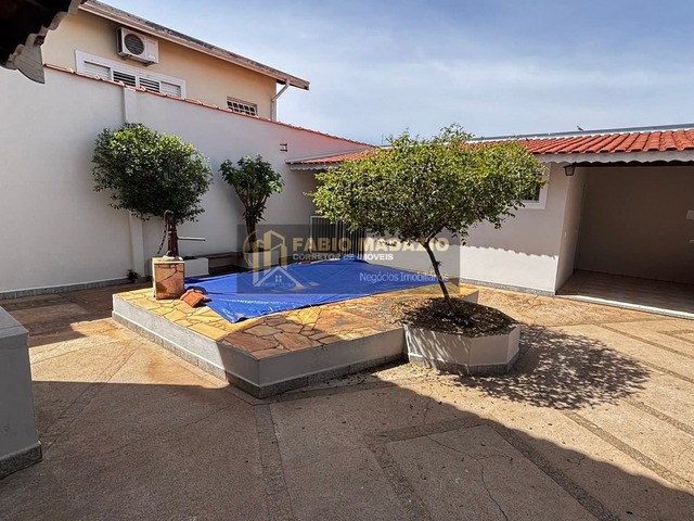 #1053 - Casa para Venda em São Pedro - SP - 2