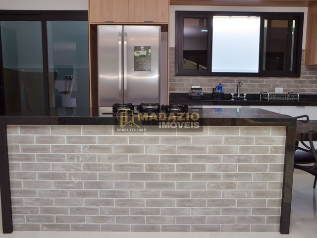 #1098 - Casa para Venda em São Pedro - SP - 2