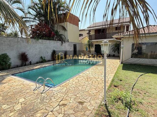 #1106 - Casa para Venda em São Pedro - SP