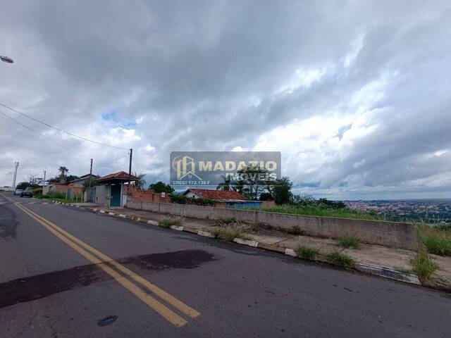 Terreno para Venda em São Pedro - 4