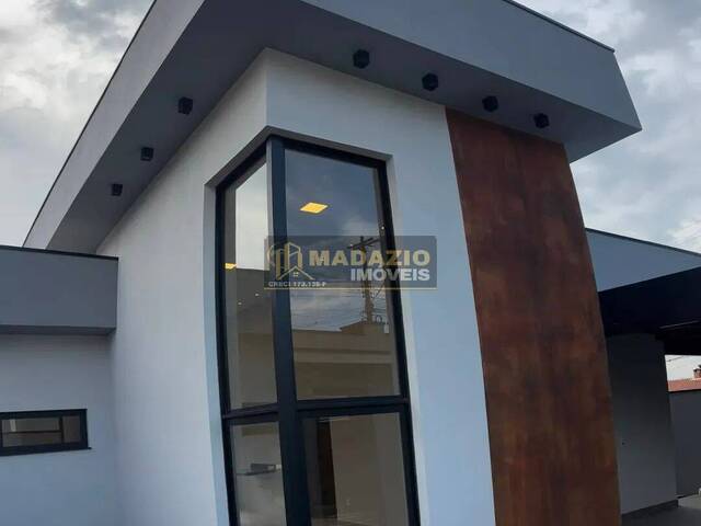 #1163 - Casa para Venda em São Pedro - SP