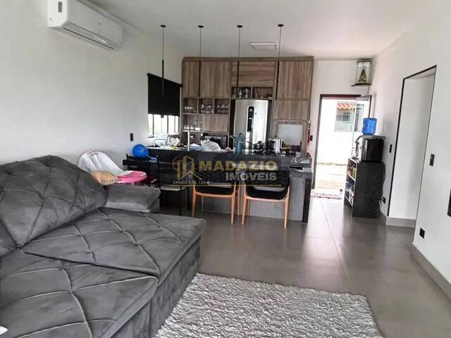 #1165 - Casa para Venda em São Pedro - SP