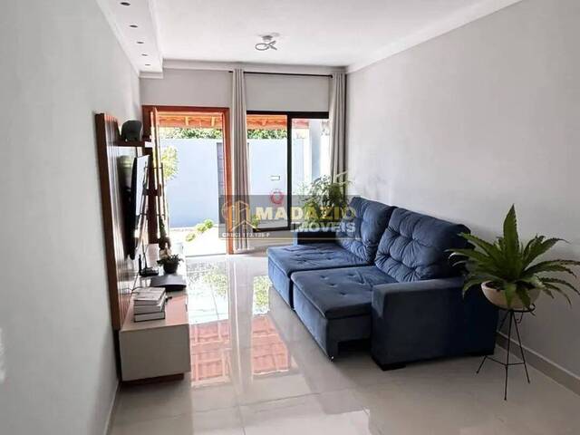 #1167 - Casa para Venda em São Pedro - SP