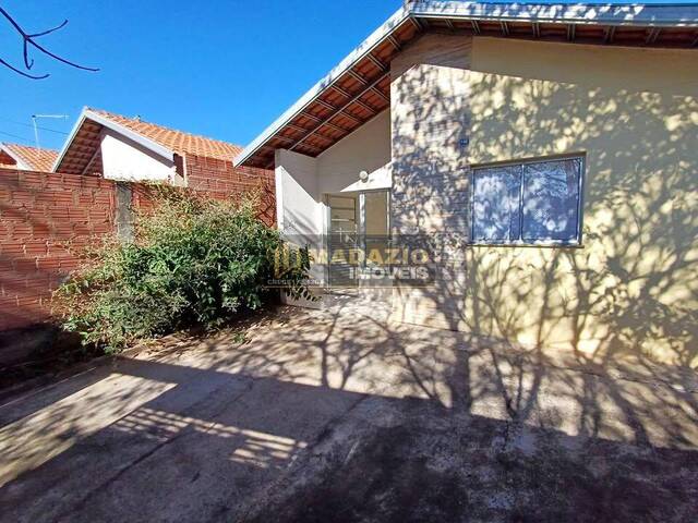 #1173 - Casa para Venda em São Pedro - SP