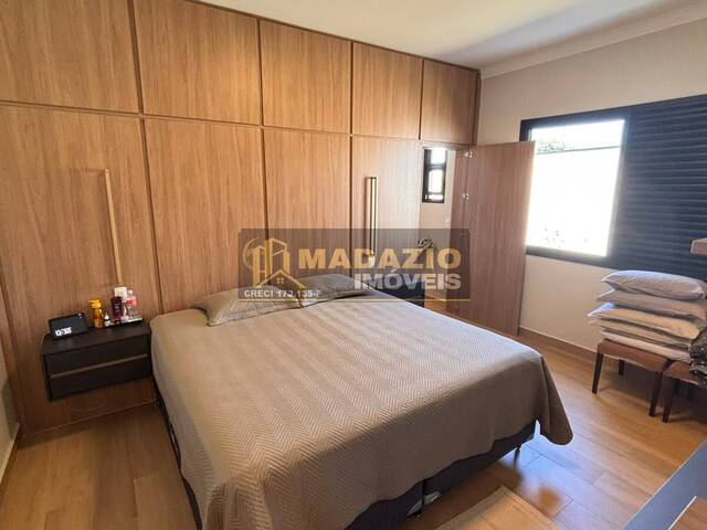 #1237 - Casa para Venda em São Pedro - SP - 2