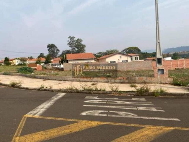 #TE00004 - Terreno para Venda em São Pedro - SP