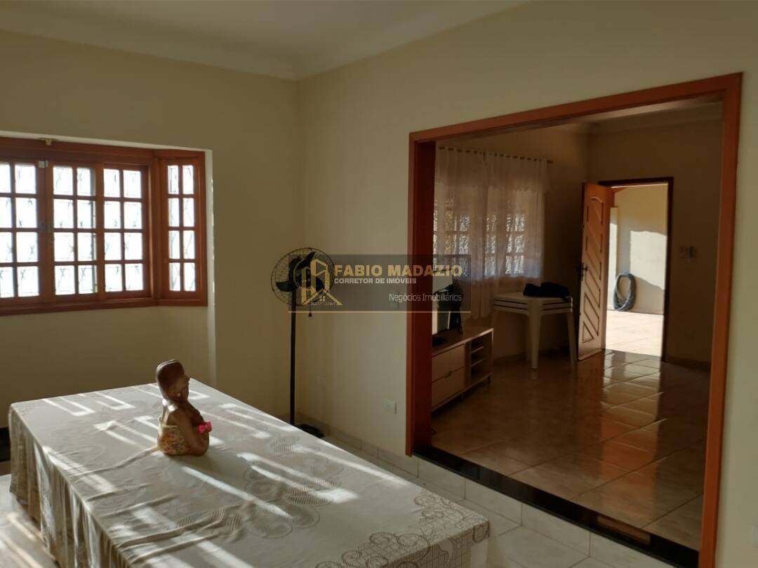 Casa, 3 quartos, 316 m² - Foto 3