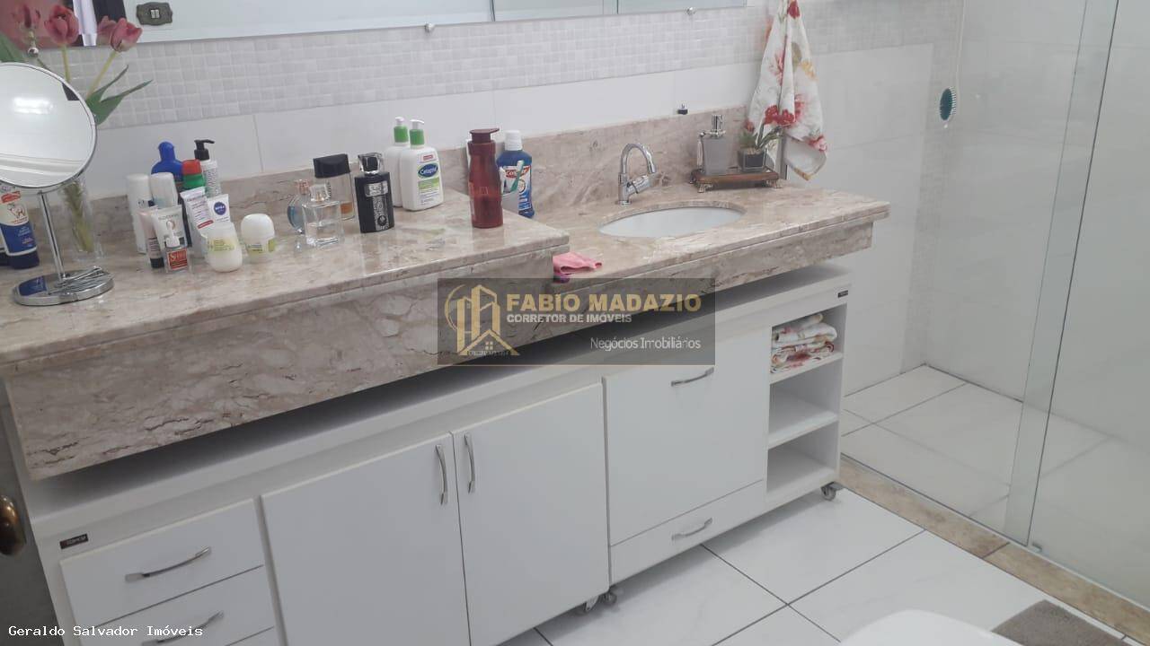 Casa, 3 quartos, 225 m² - Foto 2