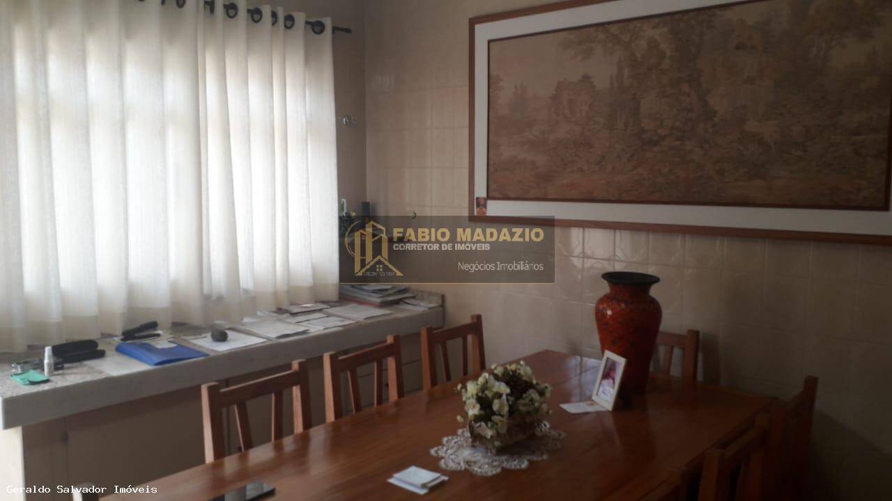 Casa, 3 quartos, 225 m² - Foto 13