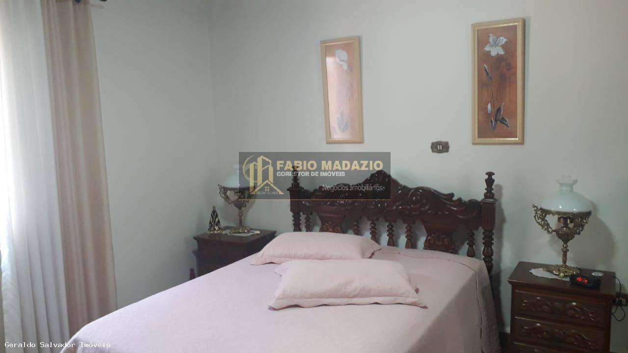 Casa, 3 quartos, 225 m² - Foto 15