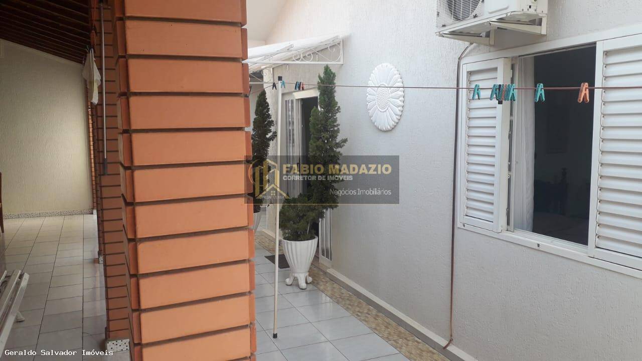 Casa, 3 quartos, 225 m² - Foto 26