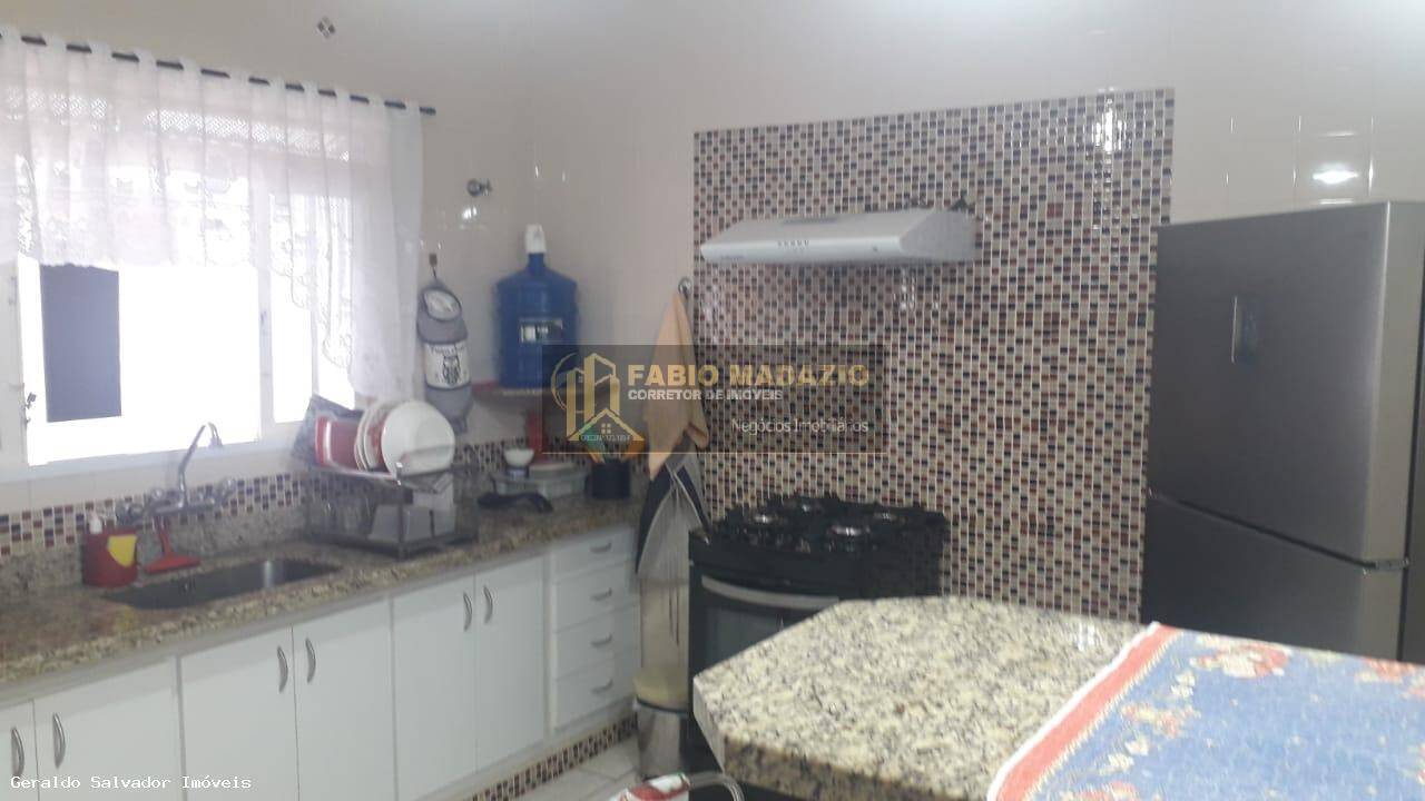 Casa, 3 quartos, 225 m² - Foto 29