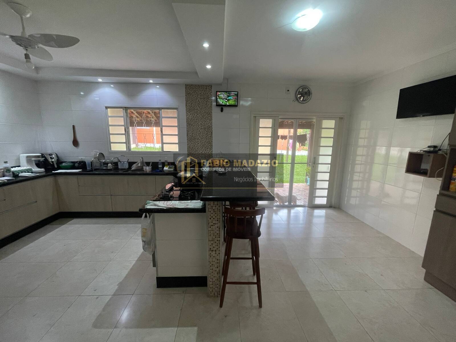 Chácara, 4 quartos, 5000 m² - Foto 9