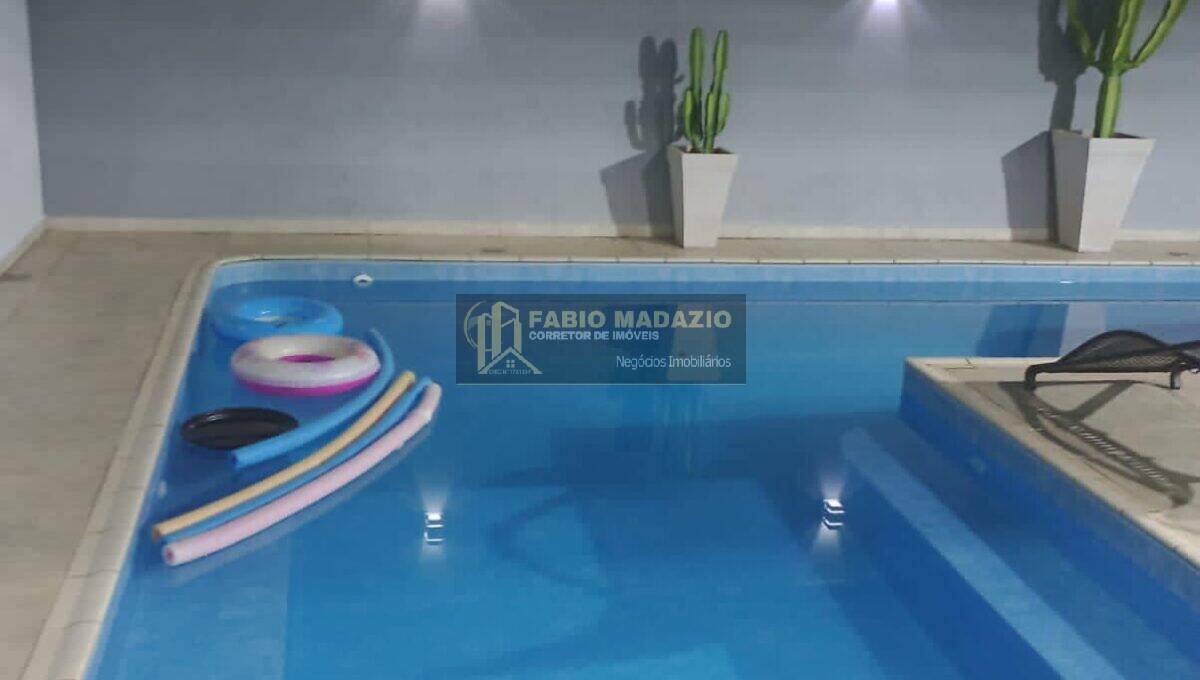 Casa, 3 quartos, 195 m² - Foto 2