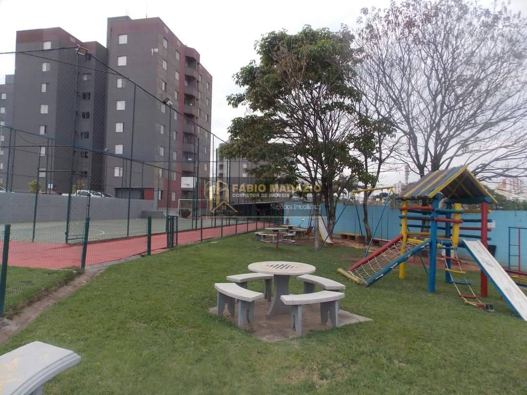 Apartamento à venda com 3 quartos, 82m² - Foto 2