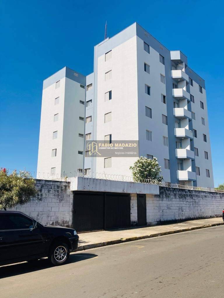 Apartamento à venda com 3 quartos, 82m² - Foto 1