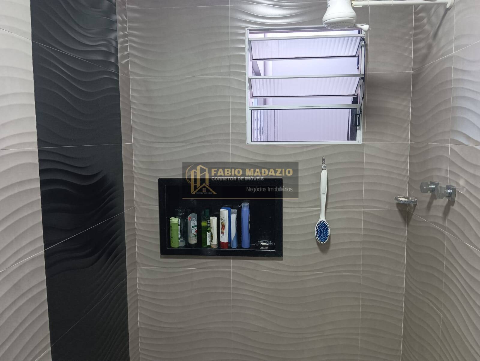 Casa à venda com 2 quartos, 190m² - Foto 7