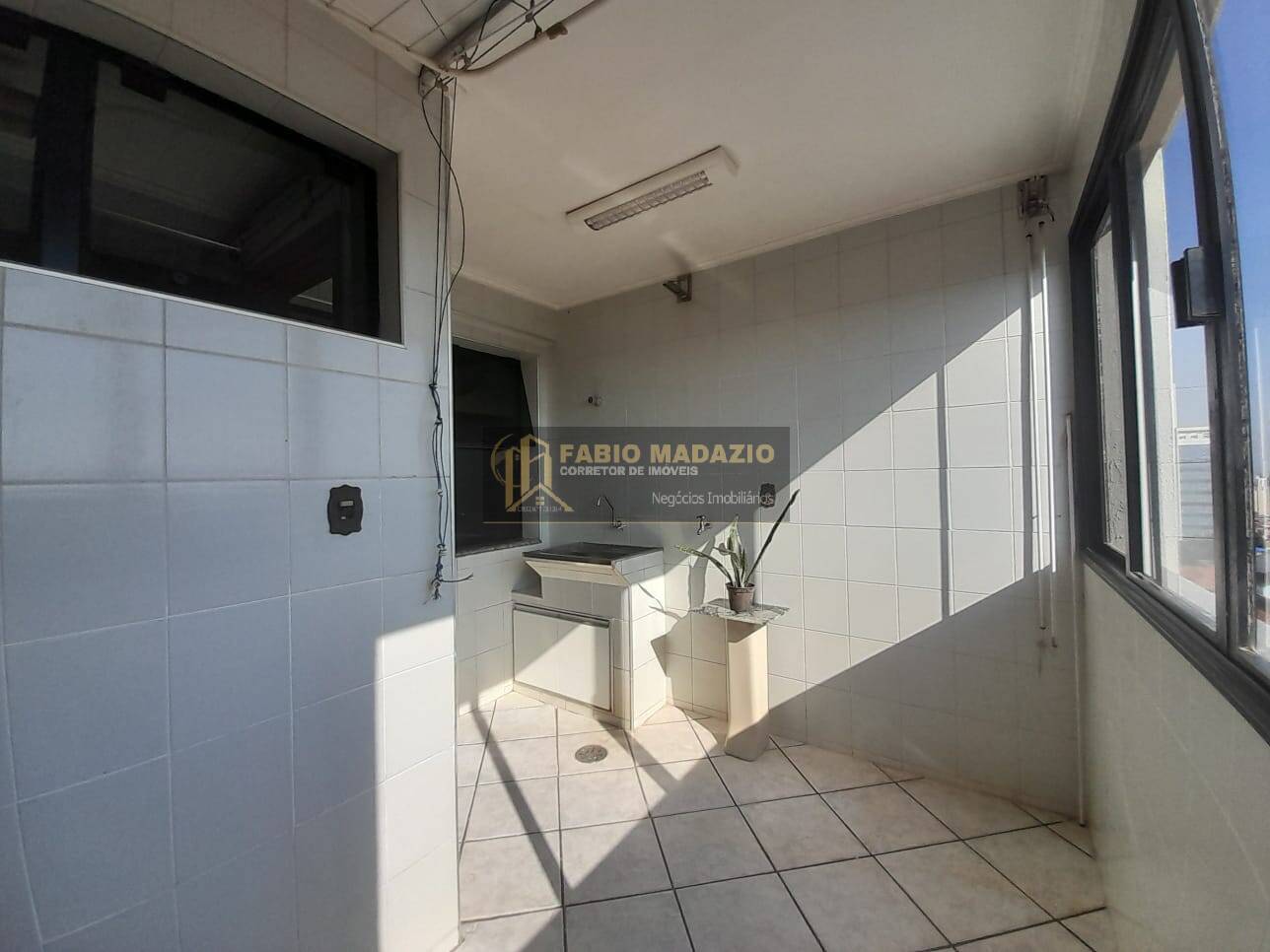 Apartamento à venda com 3 quartos, 109m² - Foto 12