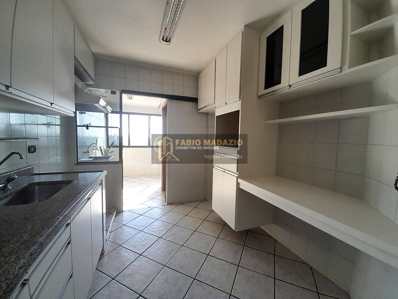 Apartamento à venda com 3 quartos, 109m² - Foto 18
