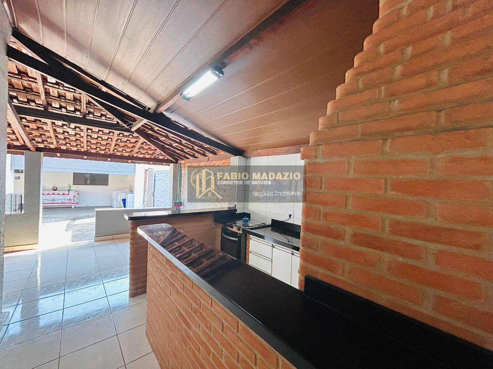 Casa à venda com 2 quartos, 187m² - Foto 9