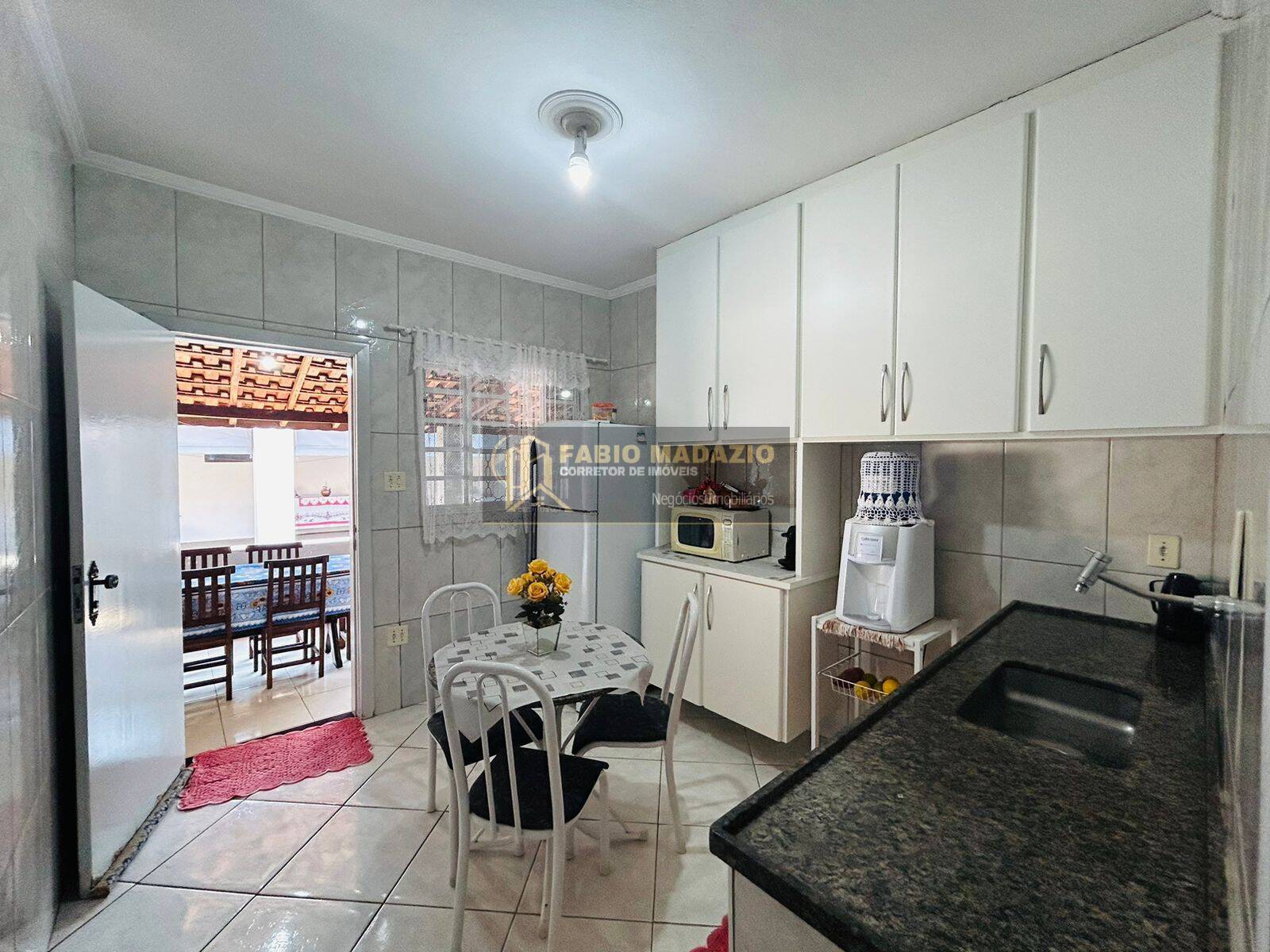 Casa à venda com 2 quartos, 187m² - Foto 25