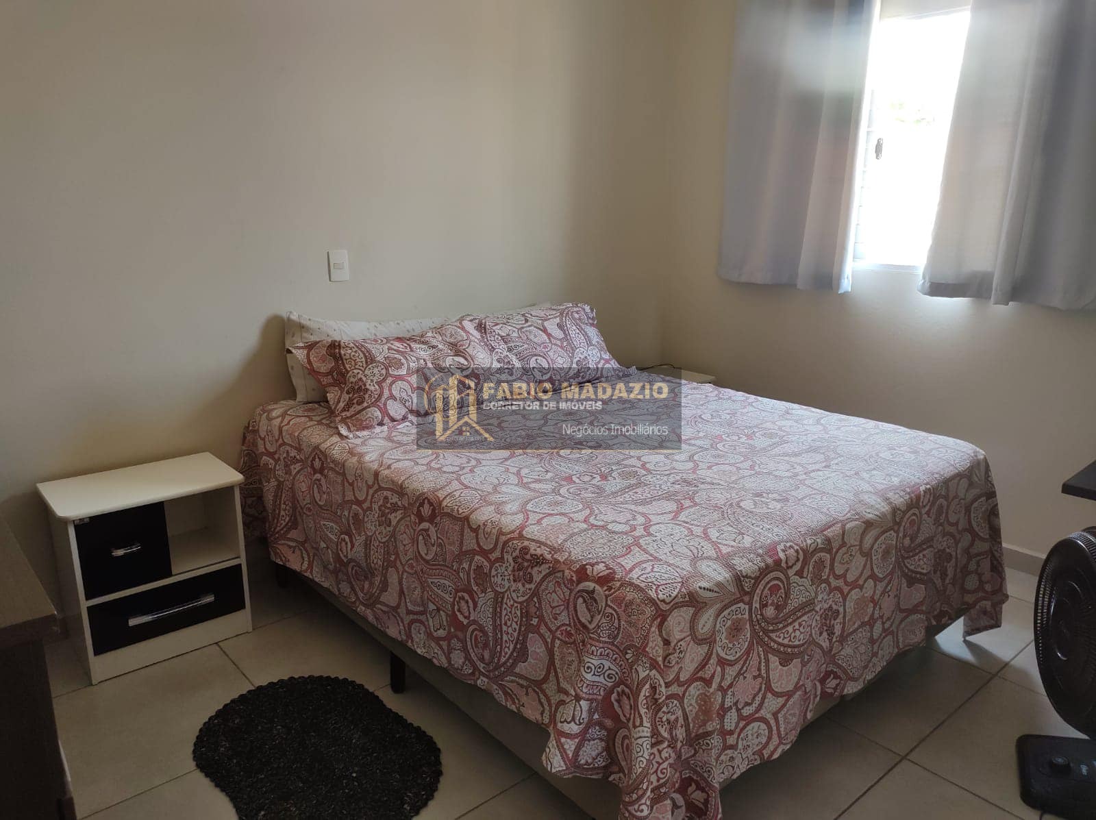 Casa à venda com 2 quartos, 55m² - Foto 2