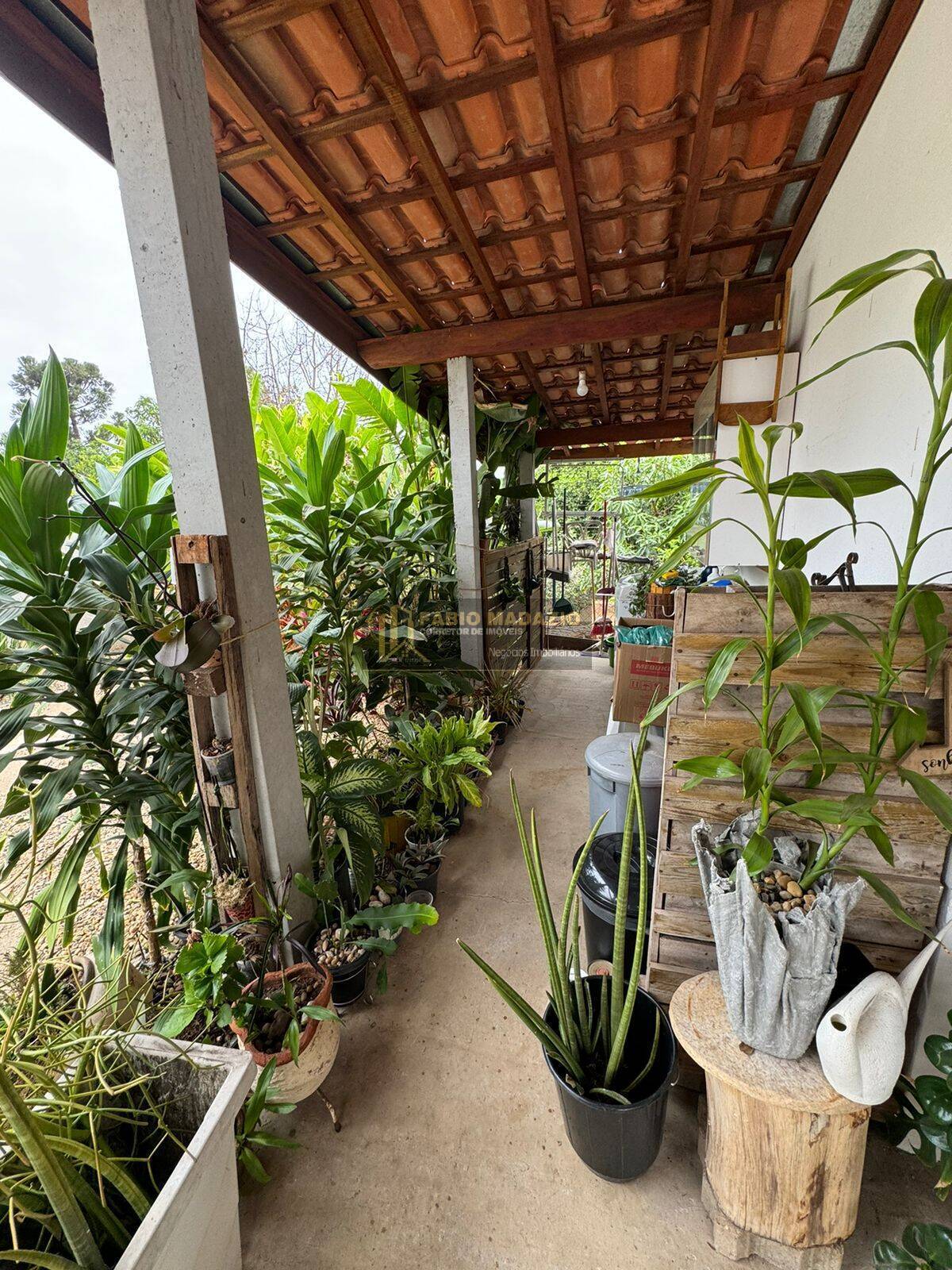 Chácara à venda com 3 quartos, 226m² - Foto 4