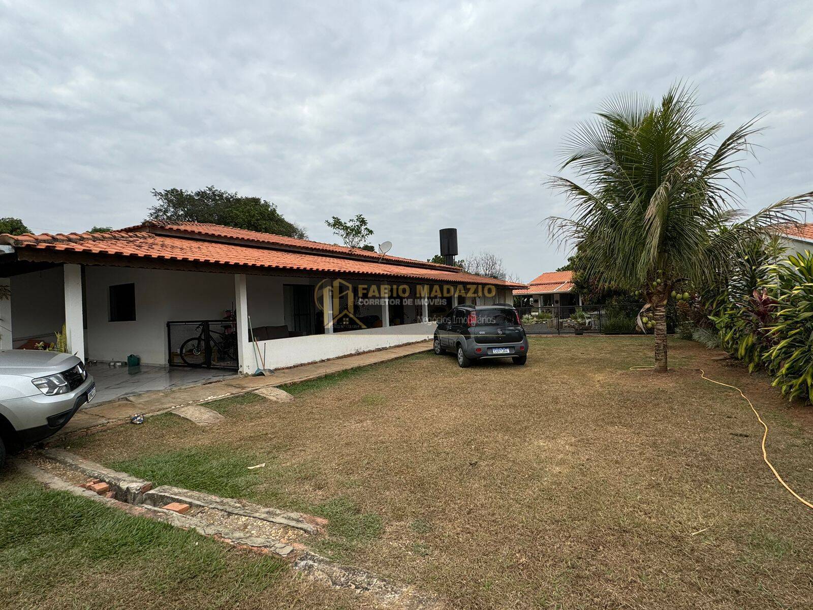 Chácara à venda com 3 quartos, 226m² - Foto 6