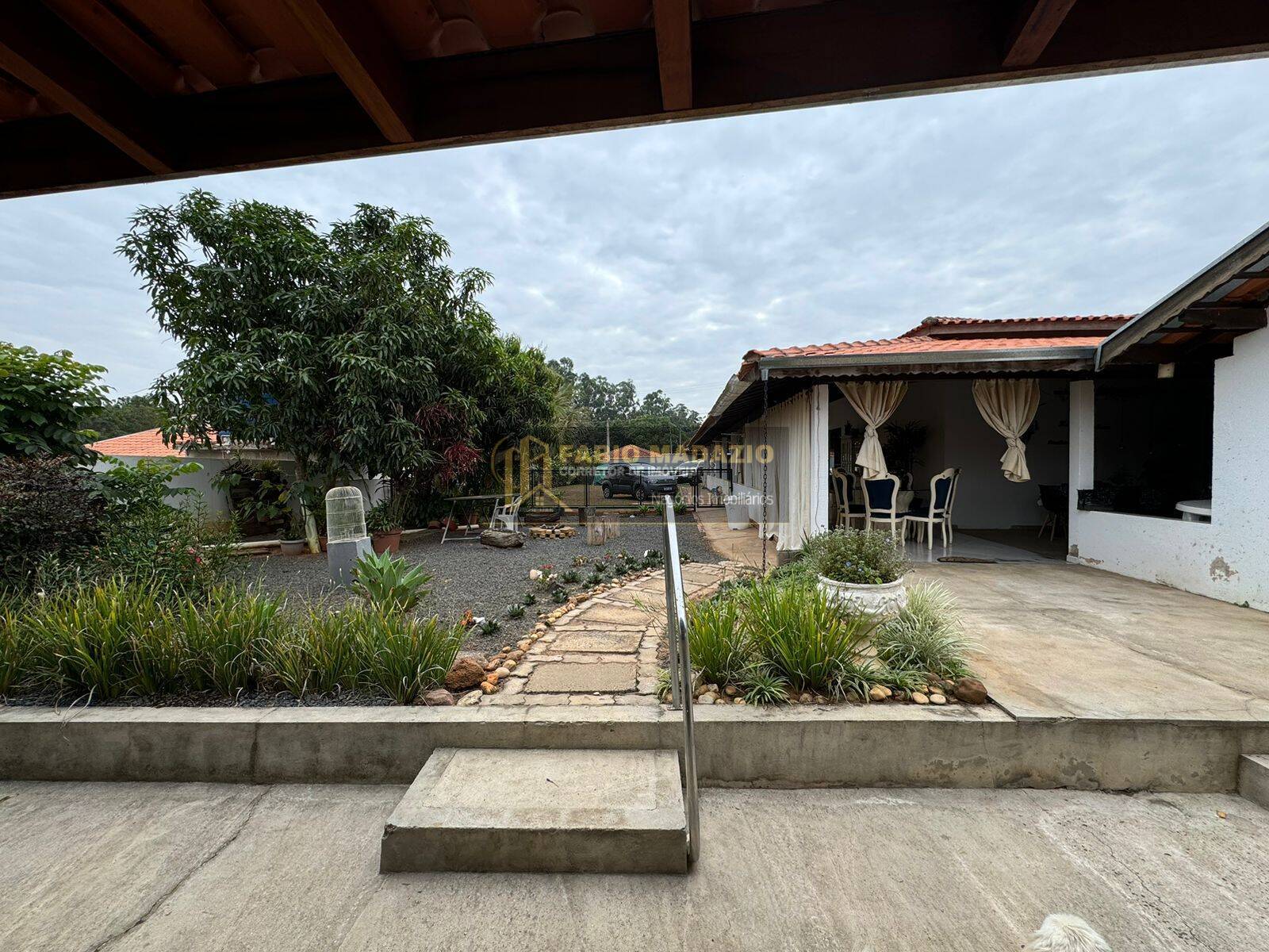 Chácara à venda com 3 quartos, 226m² - Foto 17