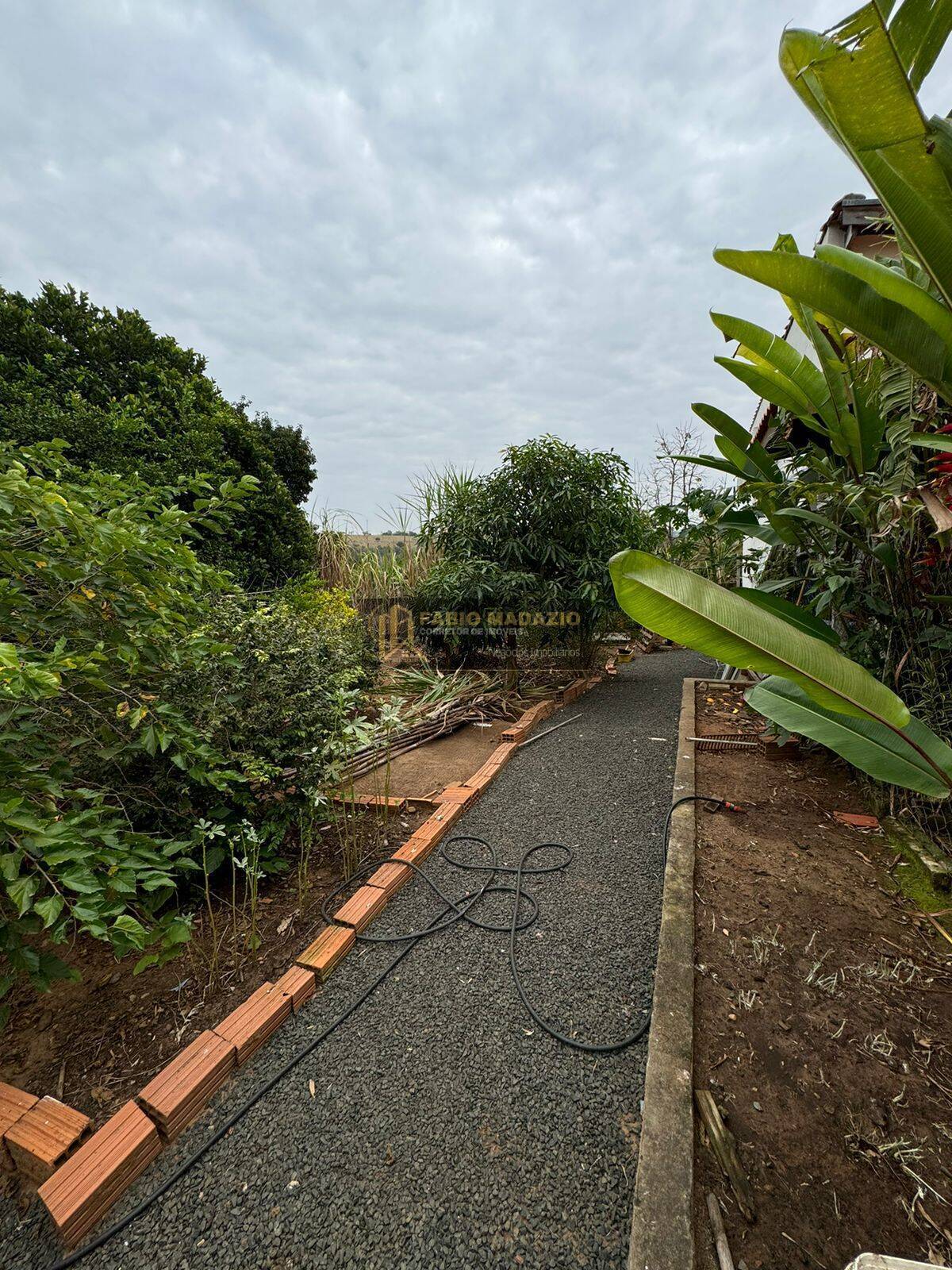 Chácara à venda com 3 quartos, 226m² - Foto 29