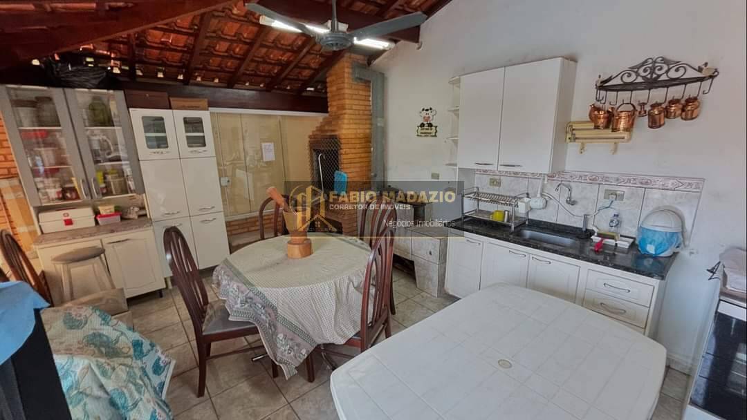 Casa, 5 quartos, 240 m² - Foto 5