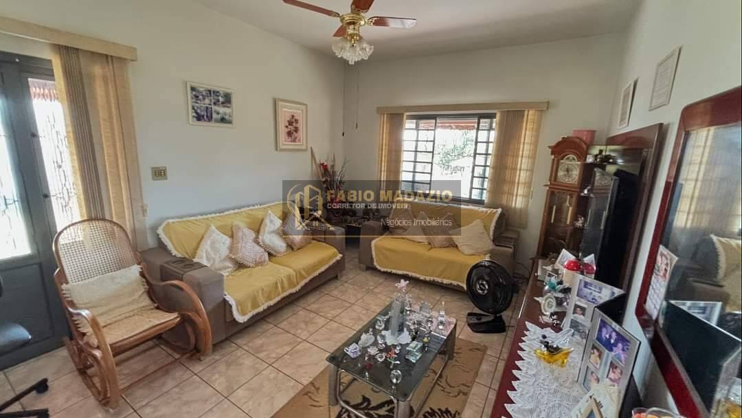 Casa, 5 quartos, 240 m² - Foto 4