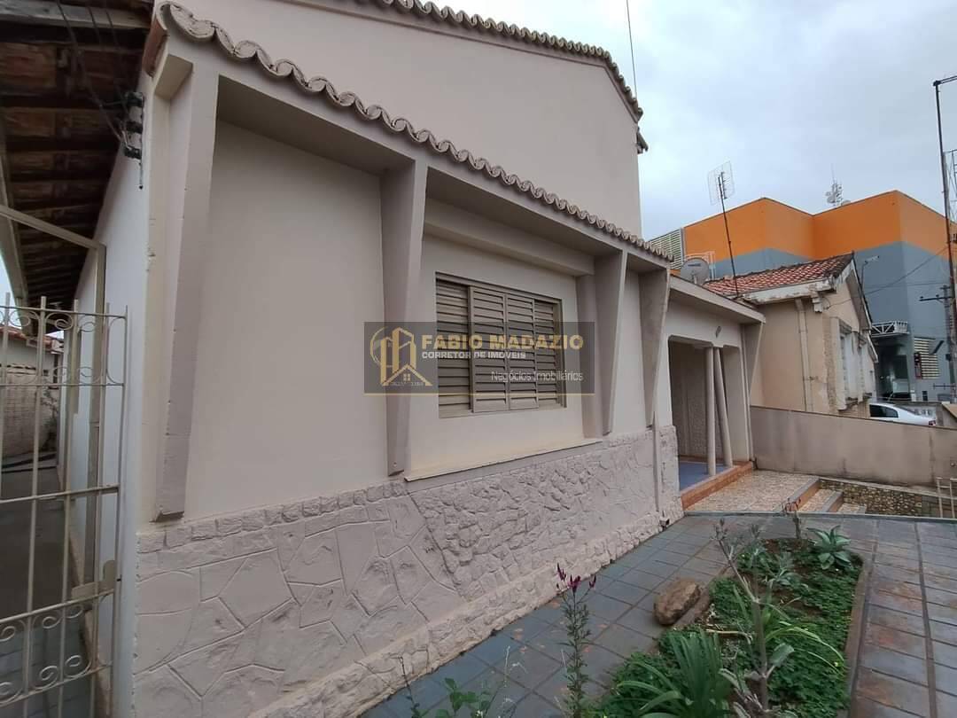 Casa à venda com 4 quartos, 142m² - Foto 2