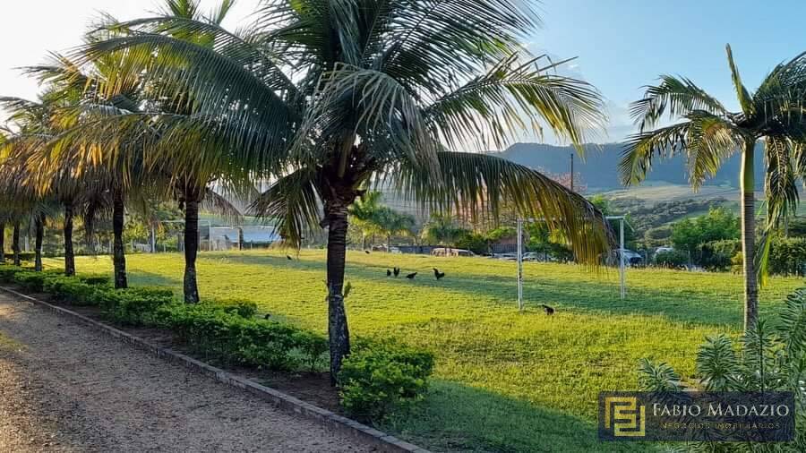 Chácara à venda com 6 quartos, 366m² - Foto 10